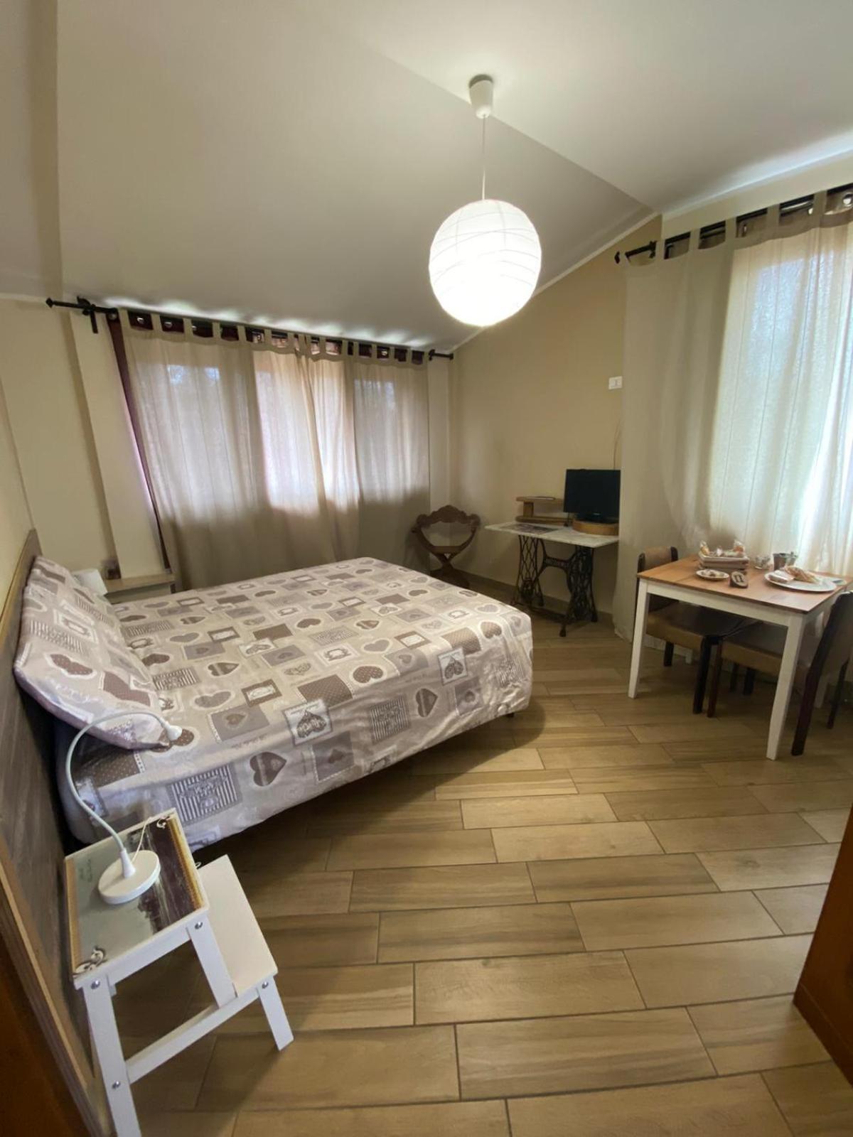לינה וארוחת בוקר סן צ'זראו Roma Fuori Porta מראה חיצוני תמונה